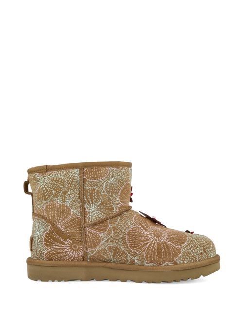 UGG クラシック ミニ メドー ブーツ 送料無料
