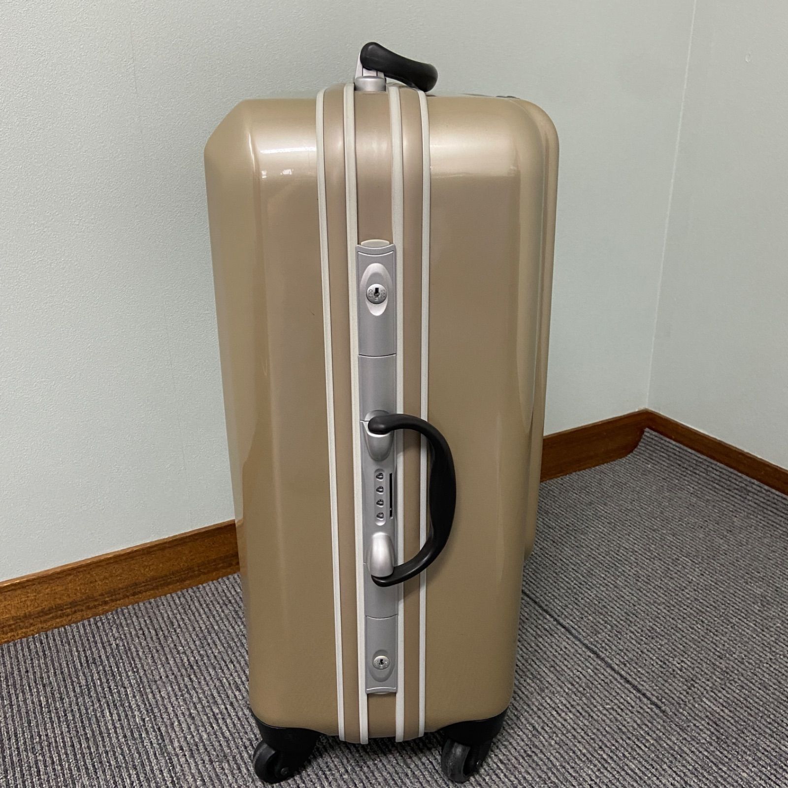 美品】東急ハンズ スーツケース HMA60 ABS樹脂 約56L キャリーケース 