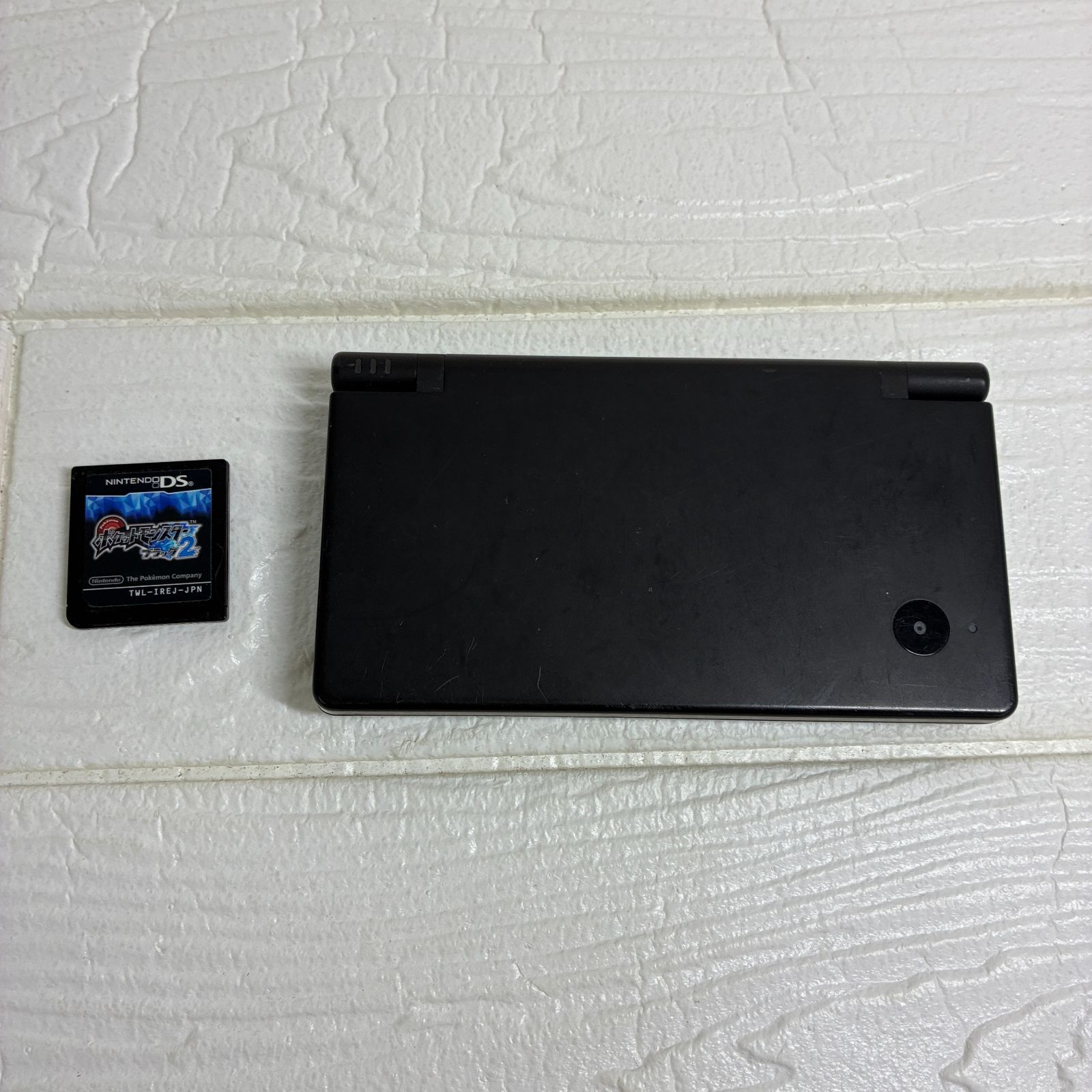 S1066 任天堂 DSi 本体 ポケットモンスターブラック2カセット付き 265355223