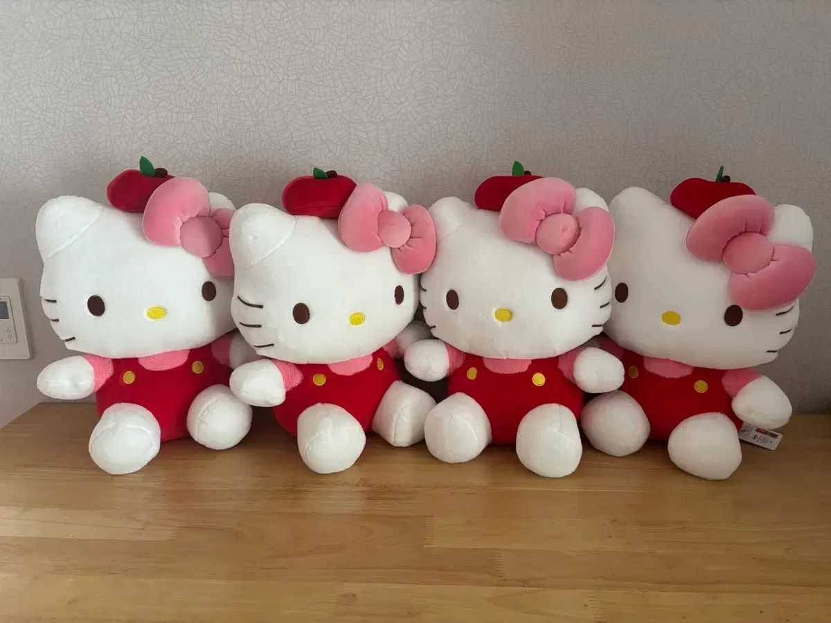 ハローキティ サンリオ ナカジマコーポレーション りんご（ぬいぐるみ