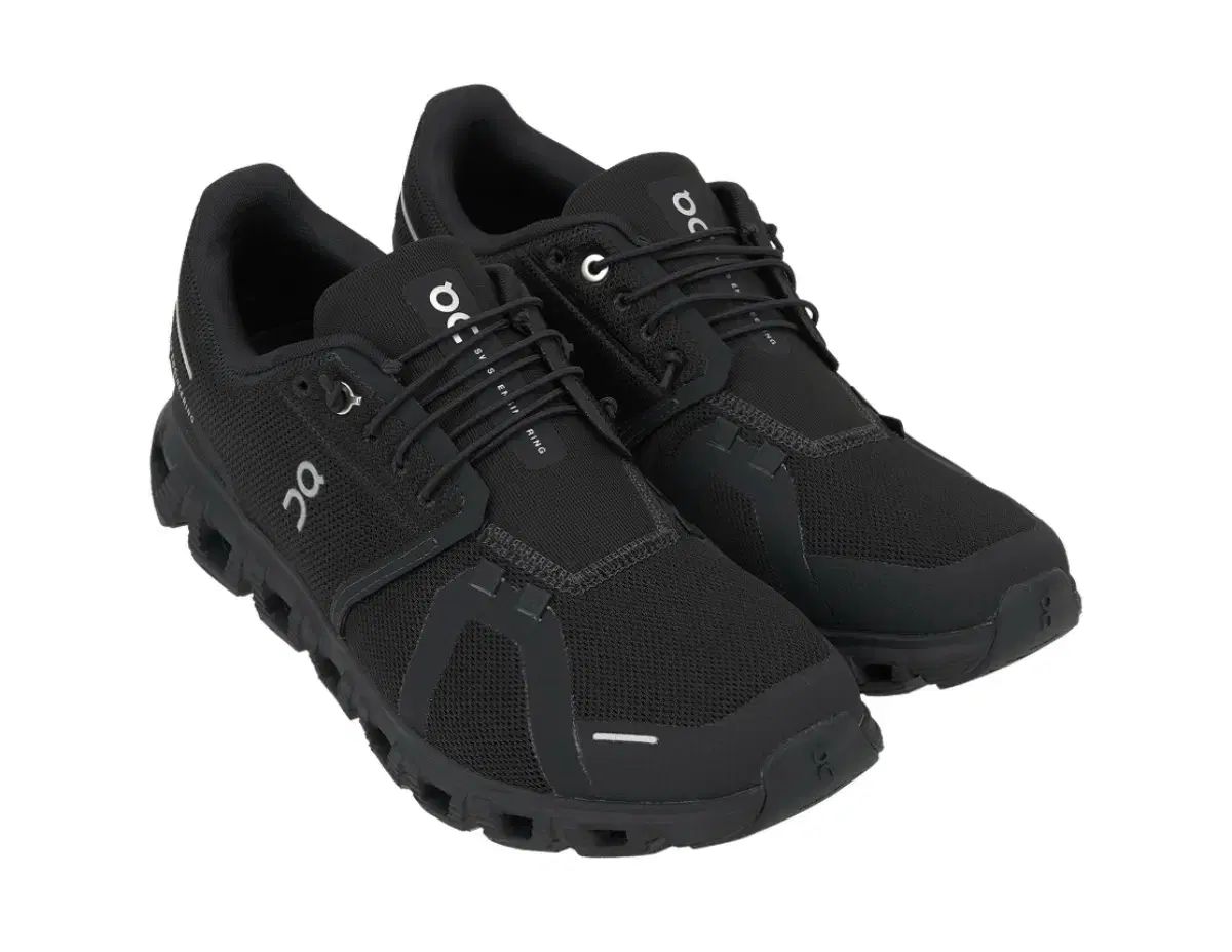 (W) オン ランニング クラウド 6 ブラック 8 5(255) 新品