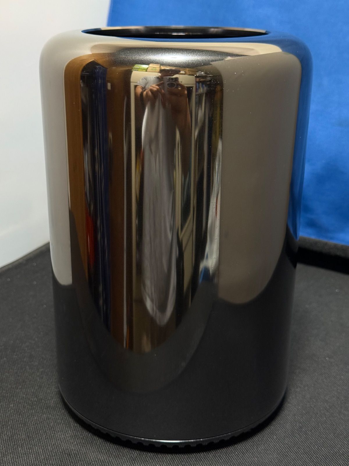 MacPro Late 2013 ジャンク 本体のみ 元箱にて発送 とつぜん電源が入ら