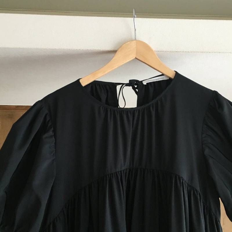 極美品 cecilie bahnsen セシリーバンセン ワンピース 黒 極美品 CECILIE BAHNSEN セシリー バンセン ワンピース UK10 US14 黒