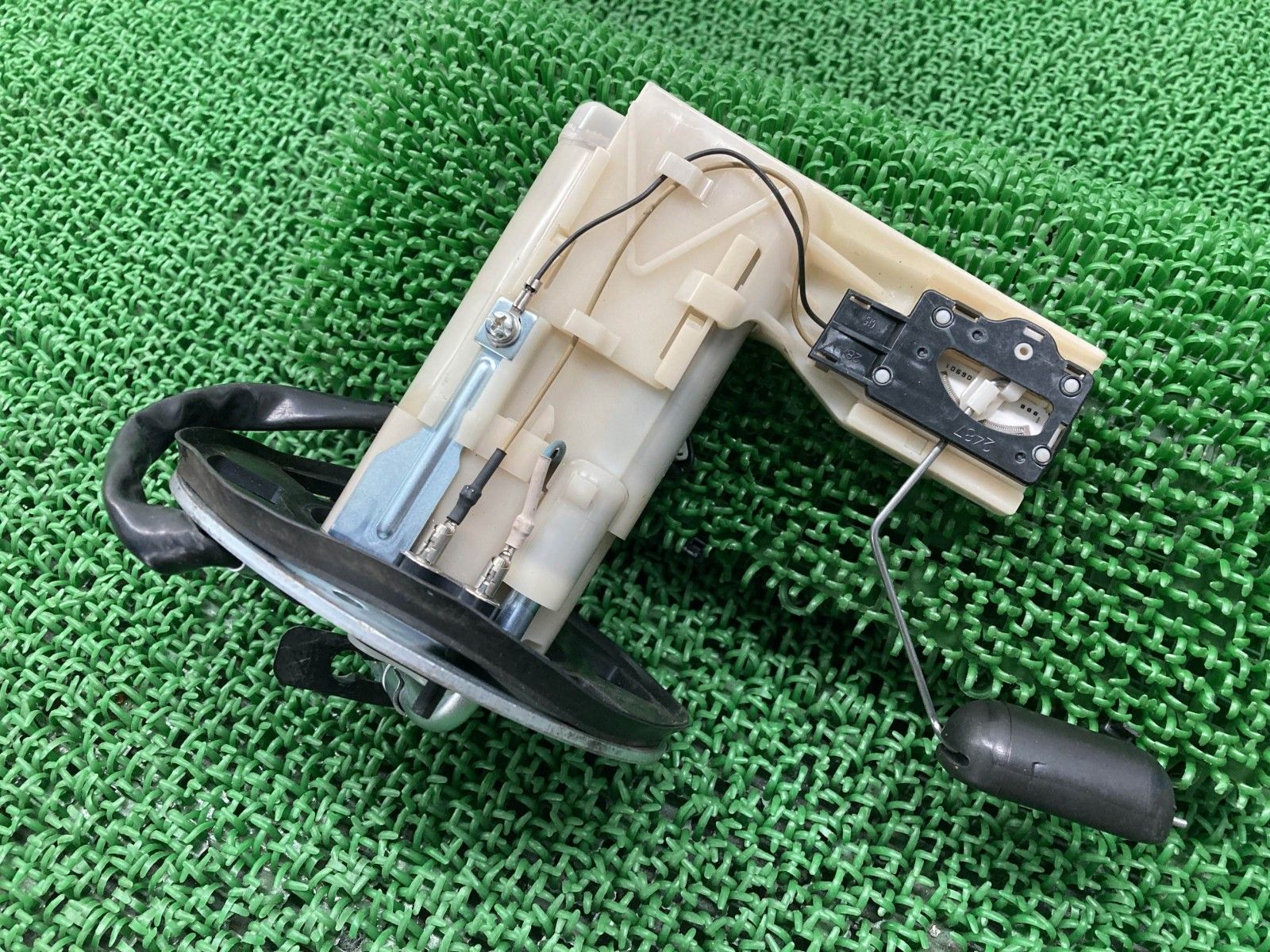NC750S フューエルポンプ UC-T35HU59 ホンダ 純正 中古 RC70 NC750X RC72 uA NC750S フューエルポンプ UC-T35HU59 ホンダ 純正 中古 RC70 NC750X
