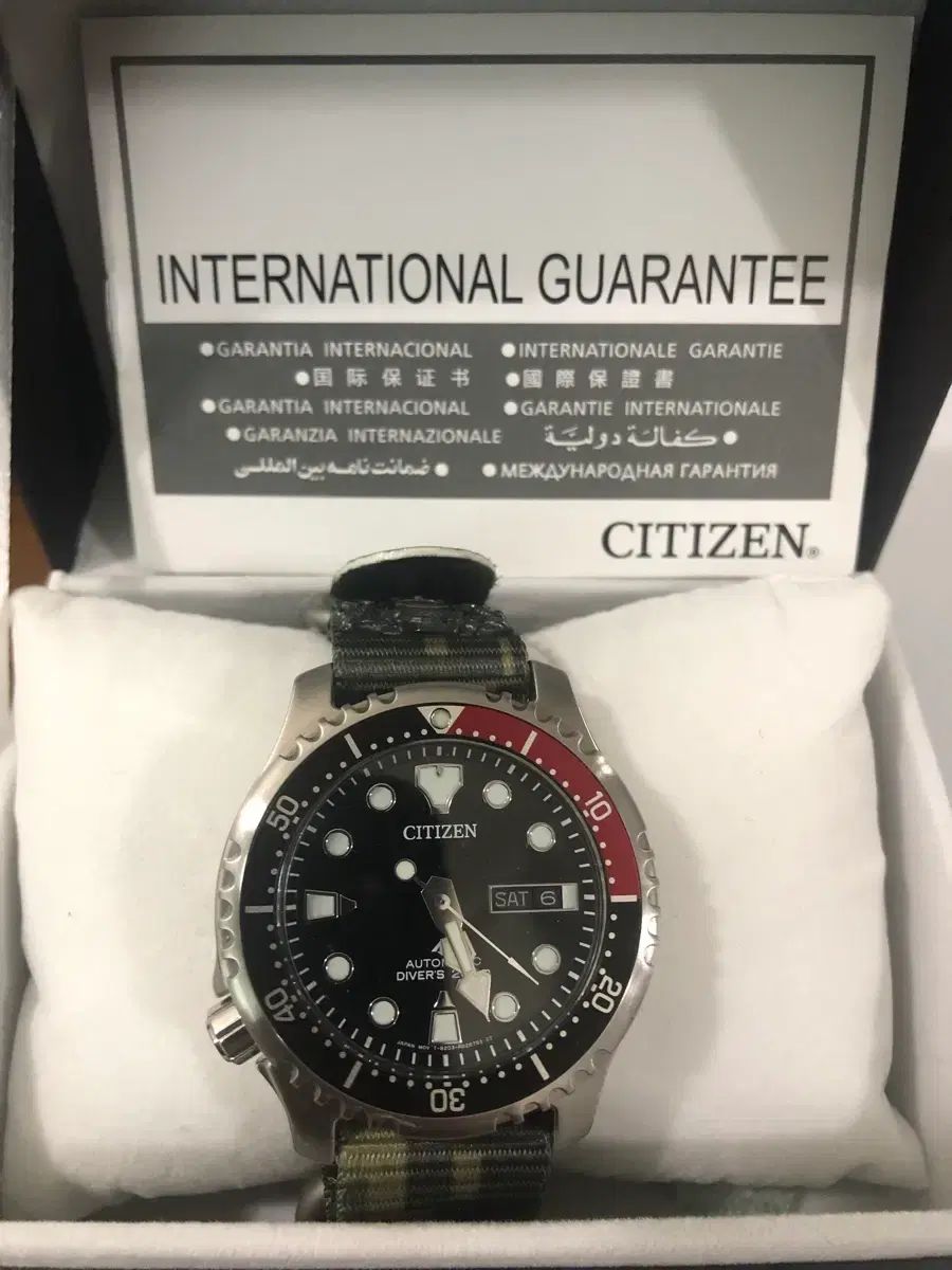 CITIZEN シチズン? オートマチック ダイバーズウォッチ (NY0040-09E)