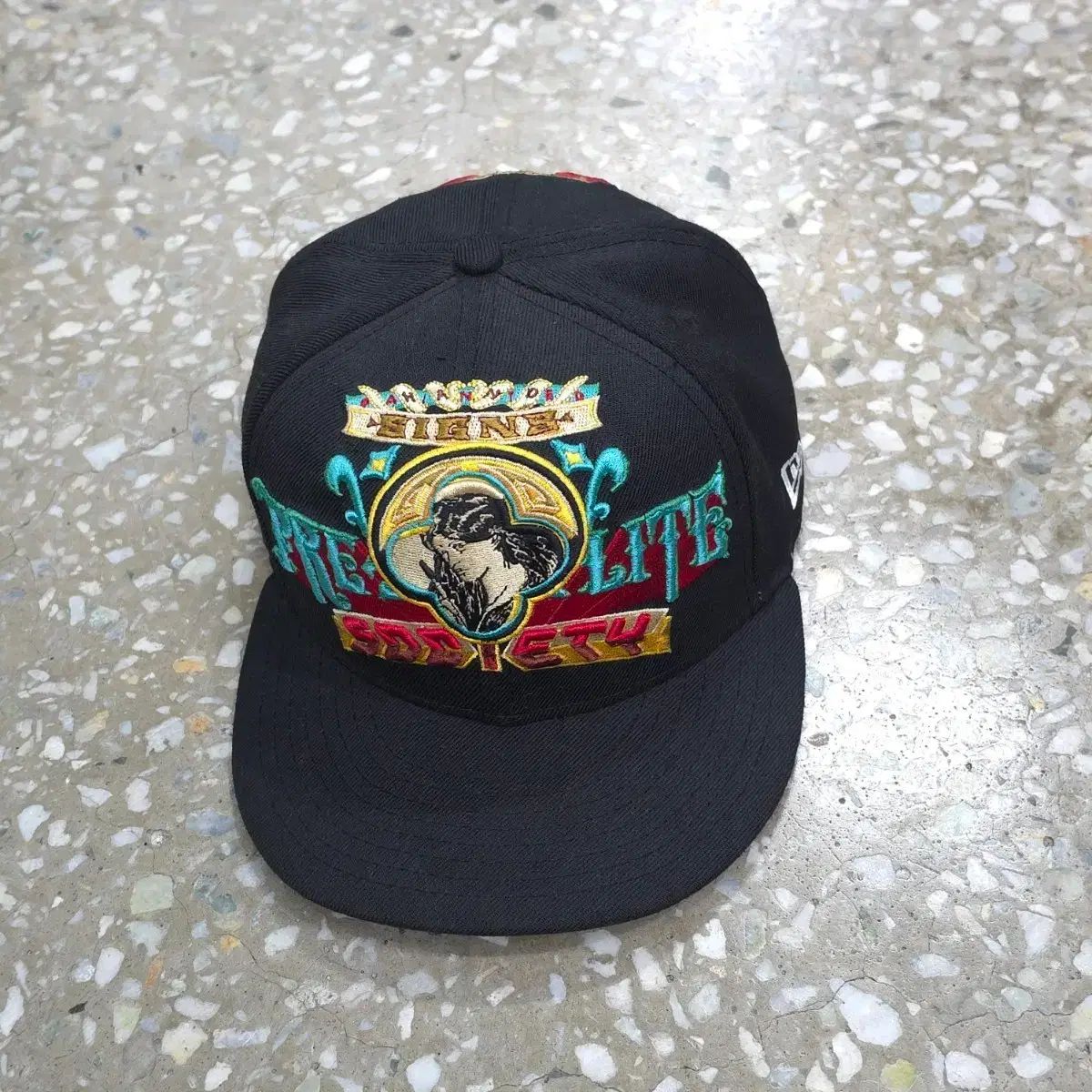 ジュンジェイ x ニューエラ コラボ スナップバック - SMALL-MEDIUM 8,036円
