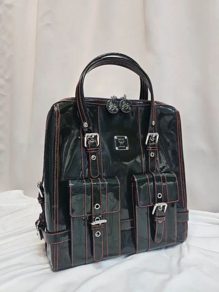 MCM FCバイエルン・ミュンヘン ライオン ペンダント トートバッグ