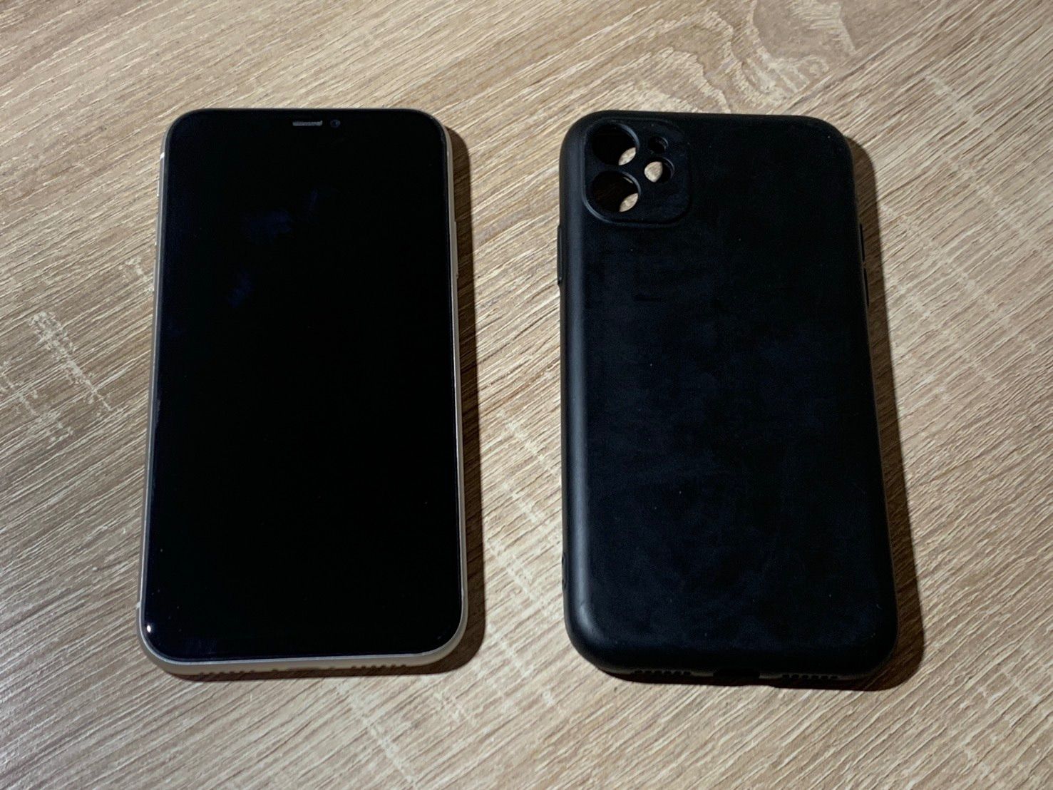 iPhone 11 128GB ホワイト ジャンク品 - メルカリ