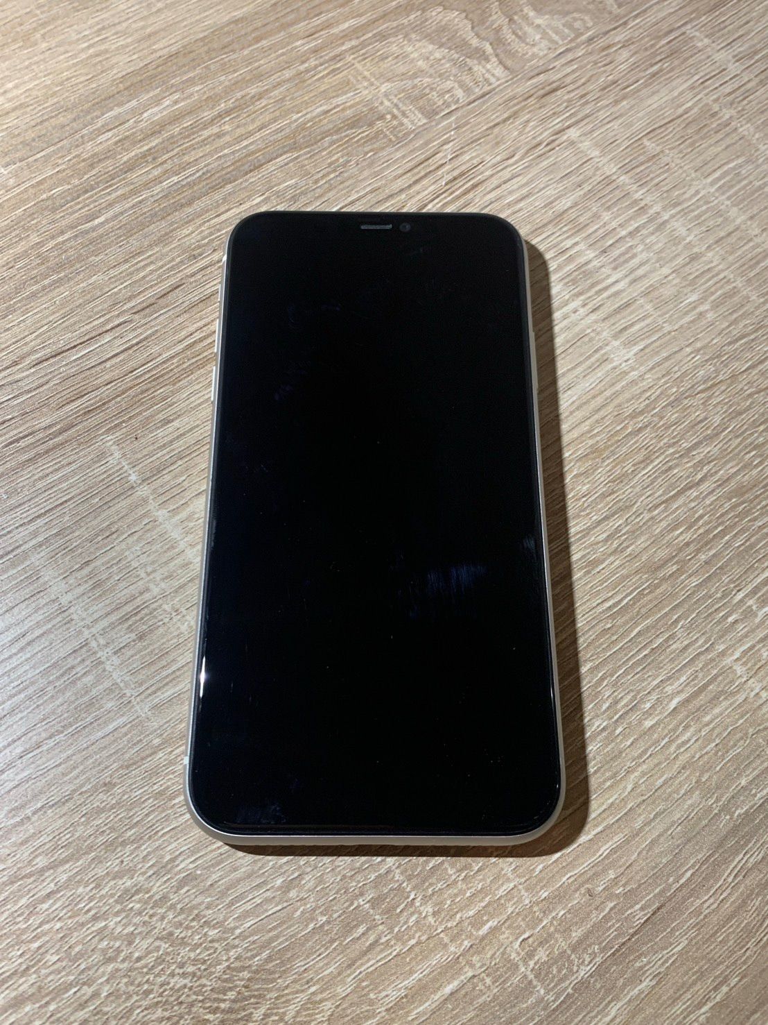 iPhone 11 128GB ホワイト ジャンク品 - メルカリ