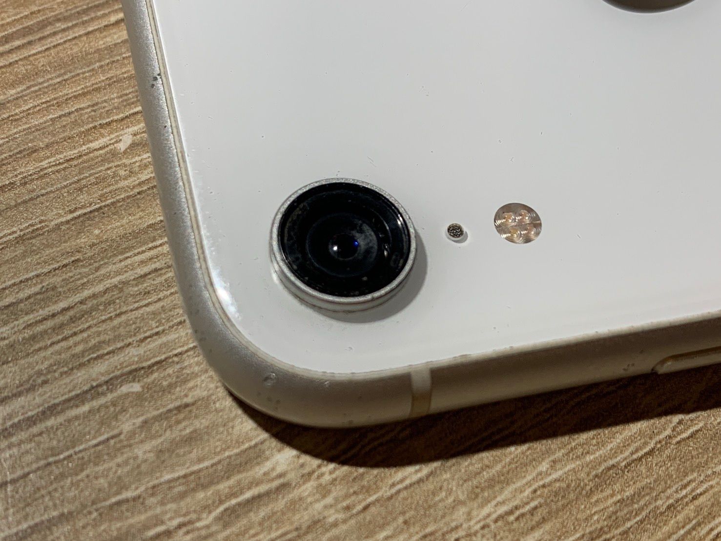 iPhone XR 64GB ホワイト ジャンク品 - メルカリ