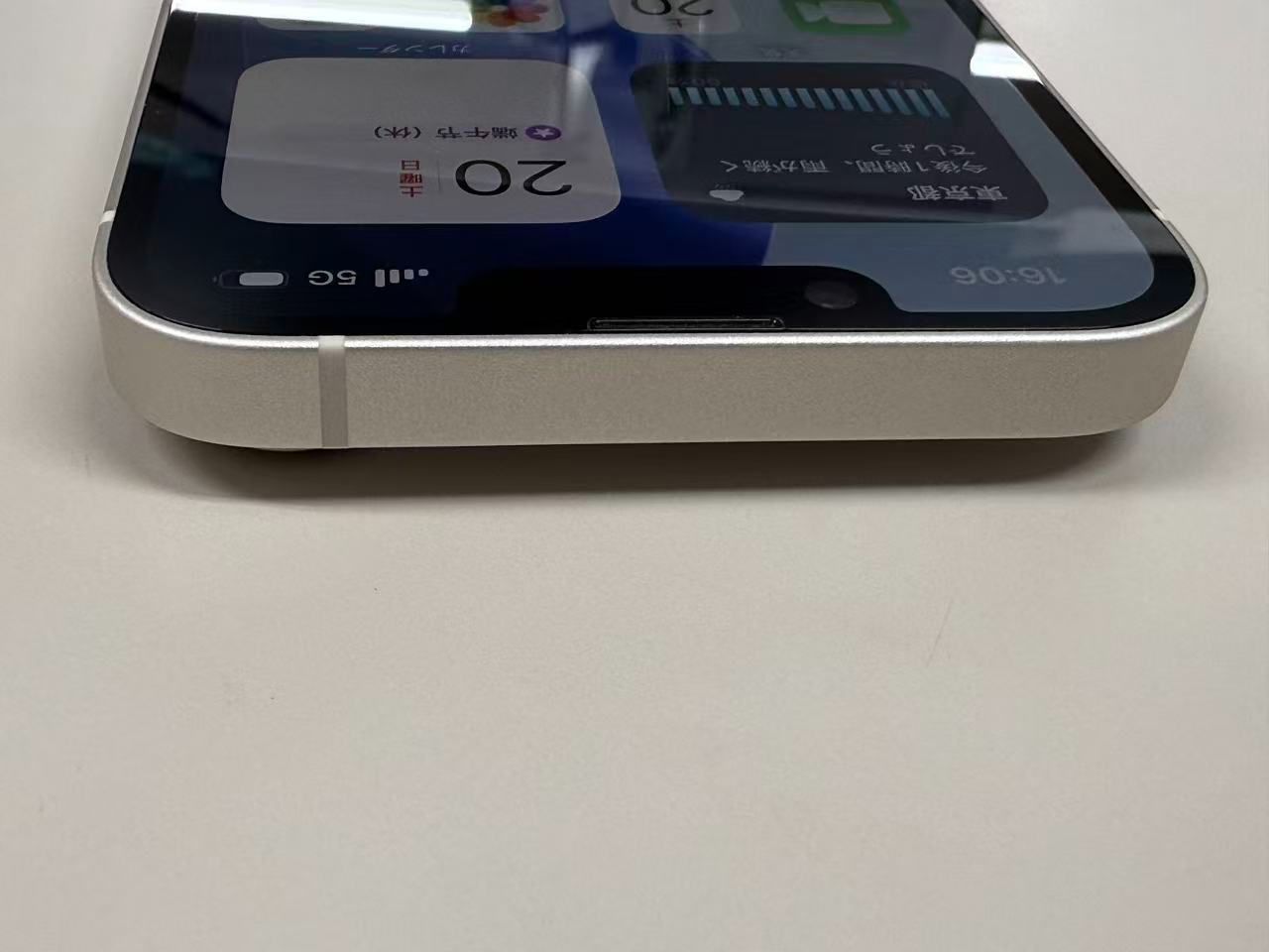 iPhone14 128GB スターライト SIMフリー 中古 - メルカリ iPhone14