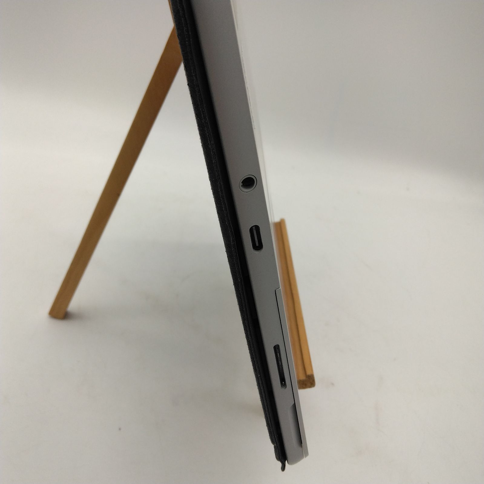 Microsoft Surface Go 8GB/SSD128GB 中古- メルカリ
