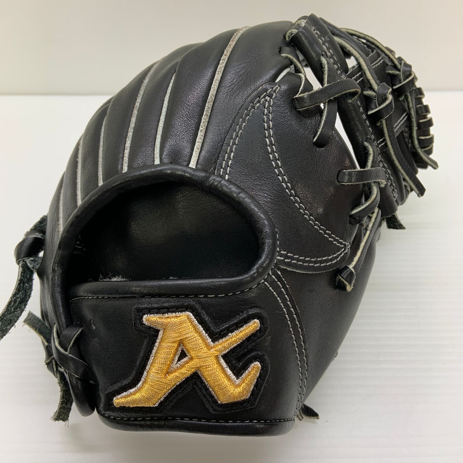 アトムズ ATOMS 硬式 大人 一般 内野手用 グローブ グラブ 右投げ 中古