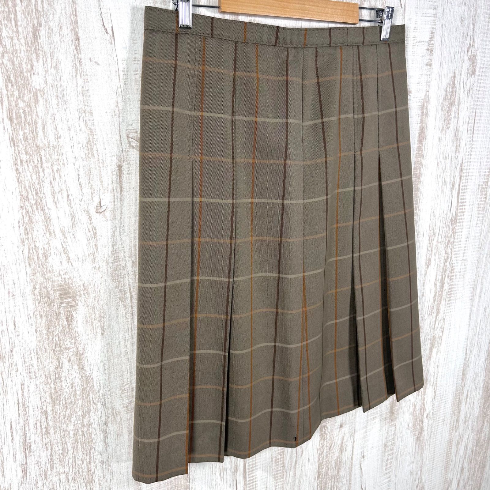 未使用　90s ヴィンテージ BURBERRY ボックスプリーツスカート　紺 90s Burberrys ヴィンテージ バーバリーズ チェック ウール プリーツ