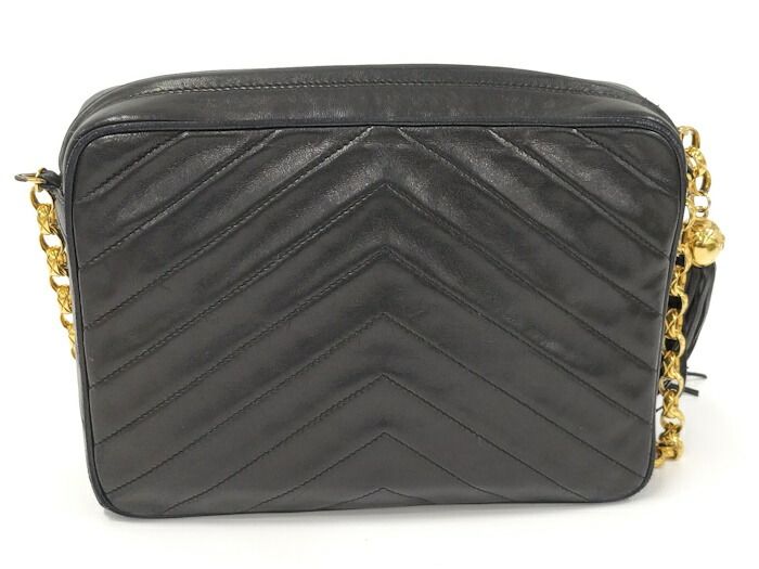 CHANEL チェーンショルダーバッグ Vステッチ シェブロン フリンジ
