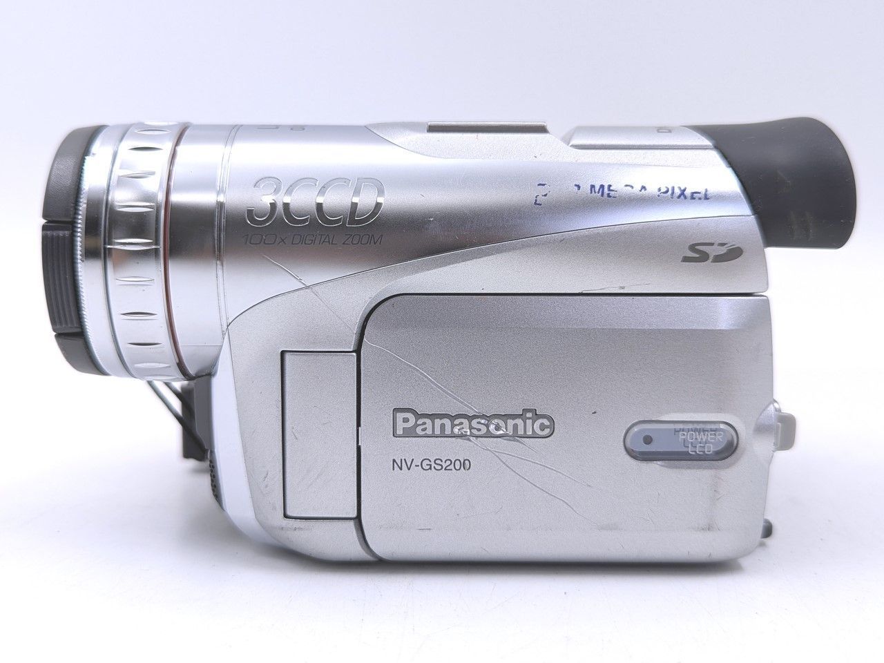 miniDVのダビングに！ Panasonic パナソニック ビデオカメラ NV-GS200