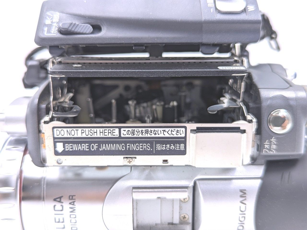 miniDVのダビングに！ Panasonic パナソニック ビデオカメラ NV-GS200