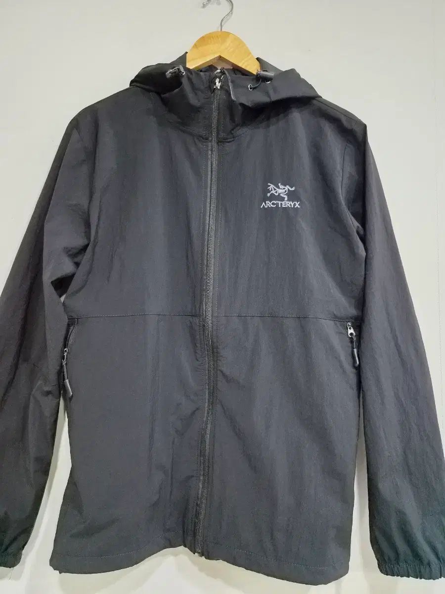 ARC'TERYX アークテリクス ウィンドブレーカー ジャケット ブラック