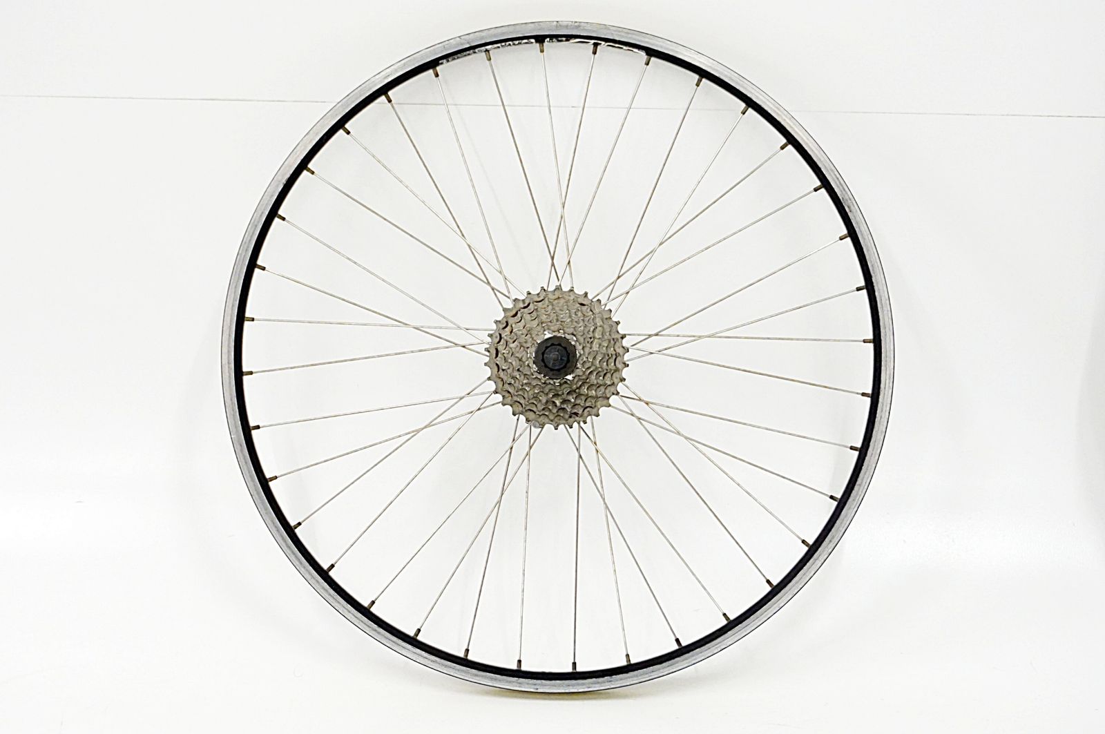 SHIMANO FH-RM40-8　 24インチ 完組ホイール　オマケ付き ZAC 「ゼットエーシー」 19 リム SHIMANO FH-RM40-8 リアホイール