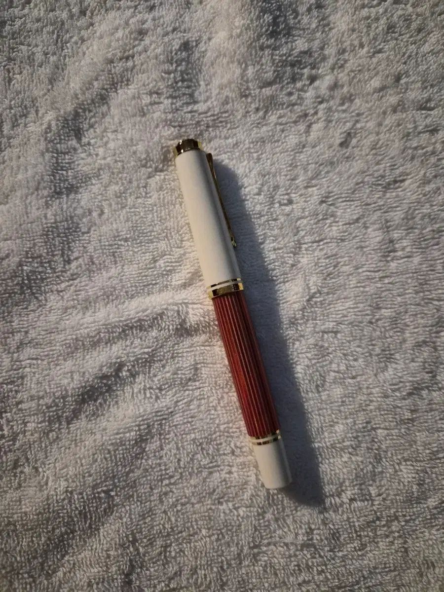 ペリカン 万年筆 m600 レッド白 EFニブ