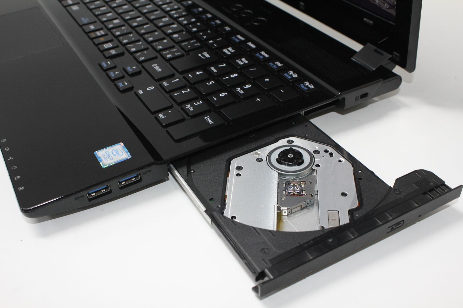 中古】NEC LAVIE NS700/FAB i7/SSD512GB/8GB - メルカリ