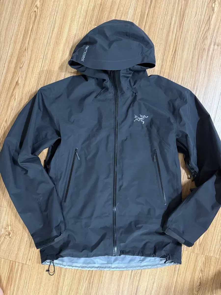 ARC'TERYX アークテリクス ベータ ライトウェイト ジャケット ePE ブラック Lサイズ