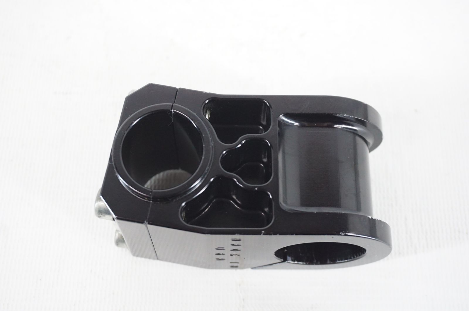 AZONIC 「アゾニック」 SHORTY φ25.4 50mm ステム / バイチャリ阪急