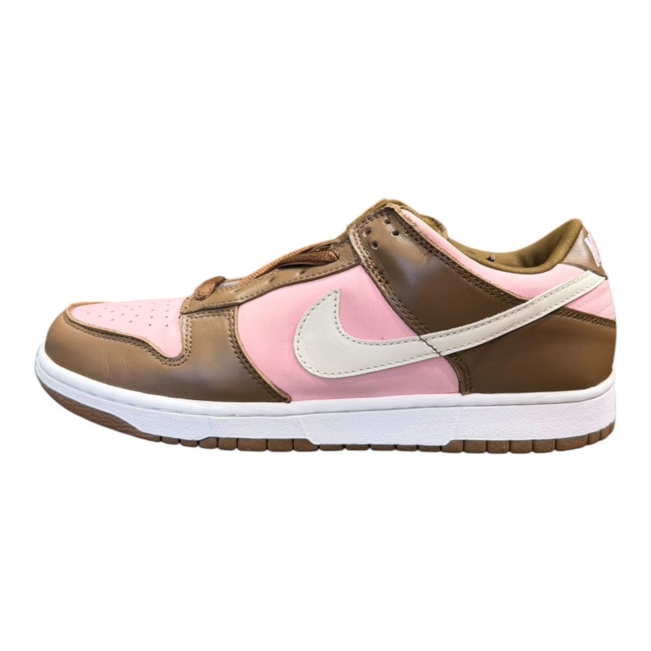 Stussy × Nike SB Dunk Low 