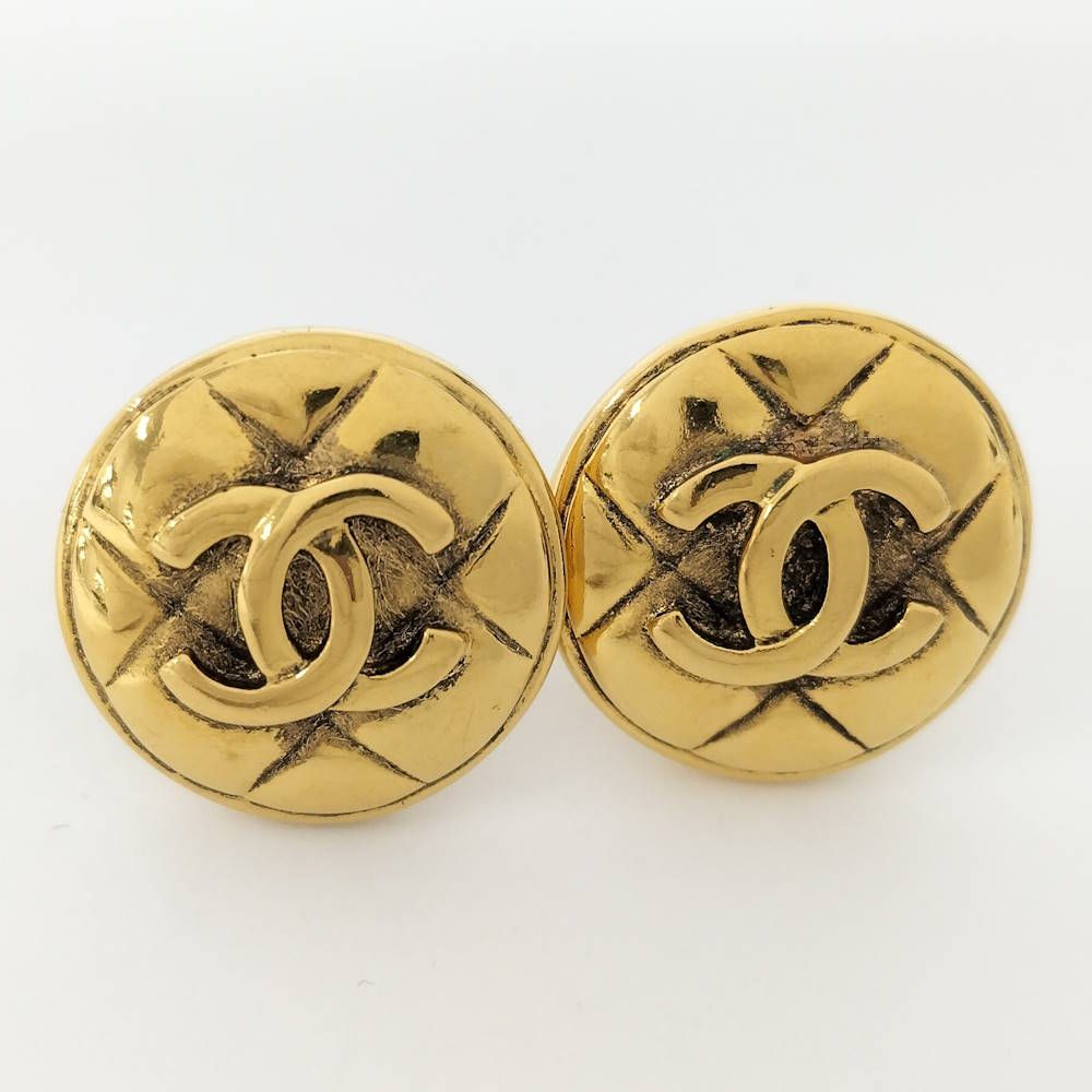 CHANEL ココマーク マトラッセ イヤリング 金色