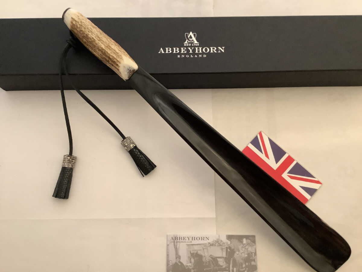 靴べら 英国製 アビーホーン 40cm級本水牛角 &鹿角 ヘビーホーンwithリザードタッセルS16/HV N042