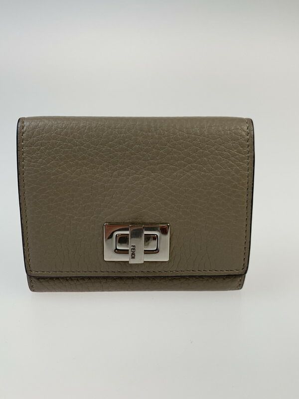 【現状渡し品】 FENDI フェンディ 8M0425 ピーカブー セレリア カードケース 名刺入れ 【181-230320-yn-07-min】