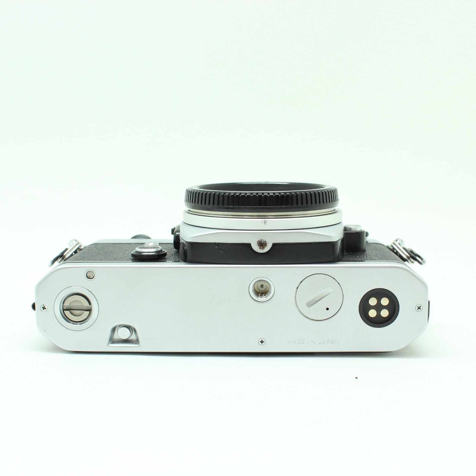 Nikon FE シルバー #3219881 - メルカリ