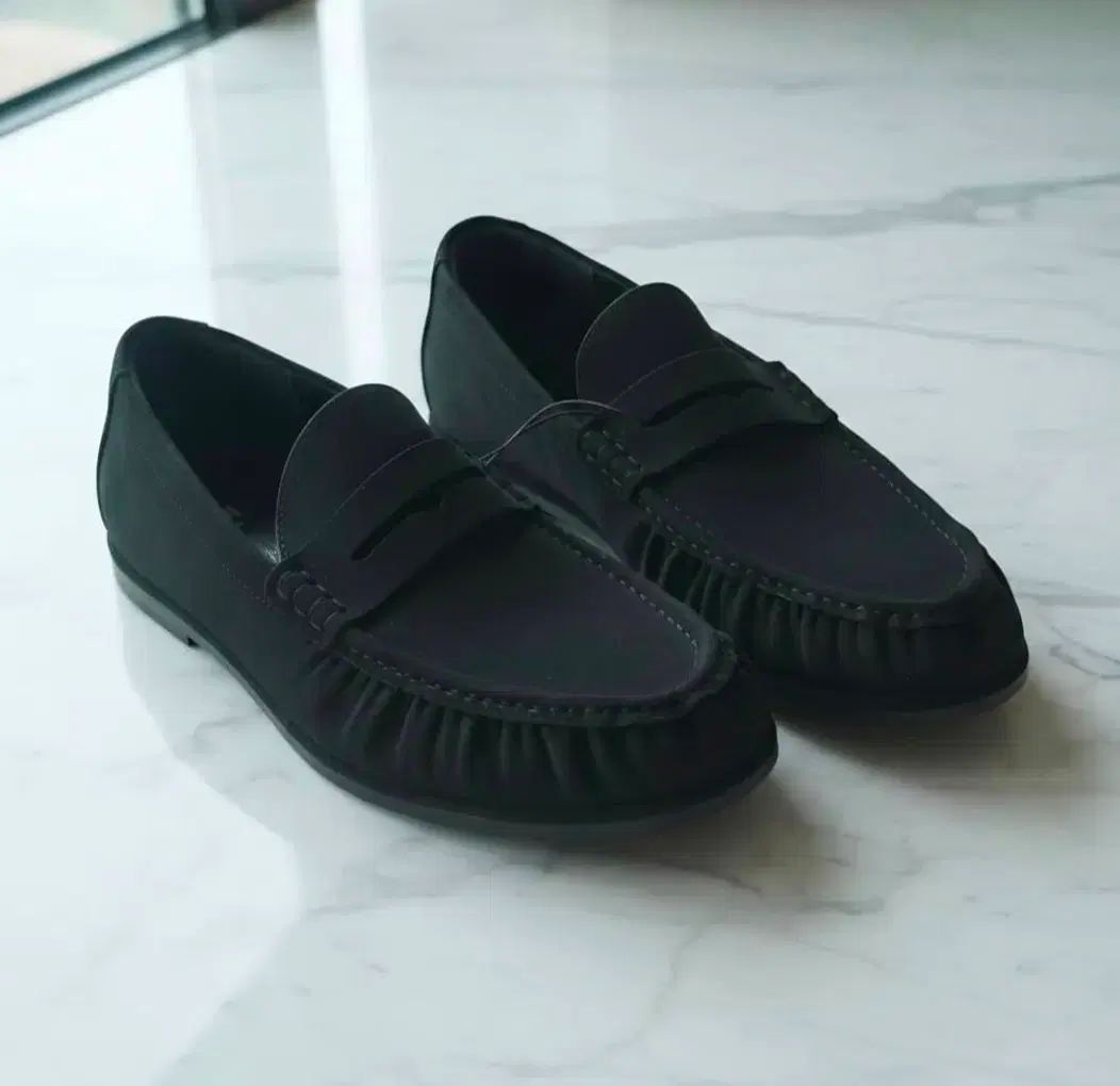 新品 280 H&M エイチ・アンド・エム ザ・ロウ風 シャーリング ペニーローファー 靴 ブラック HM