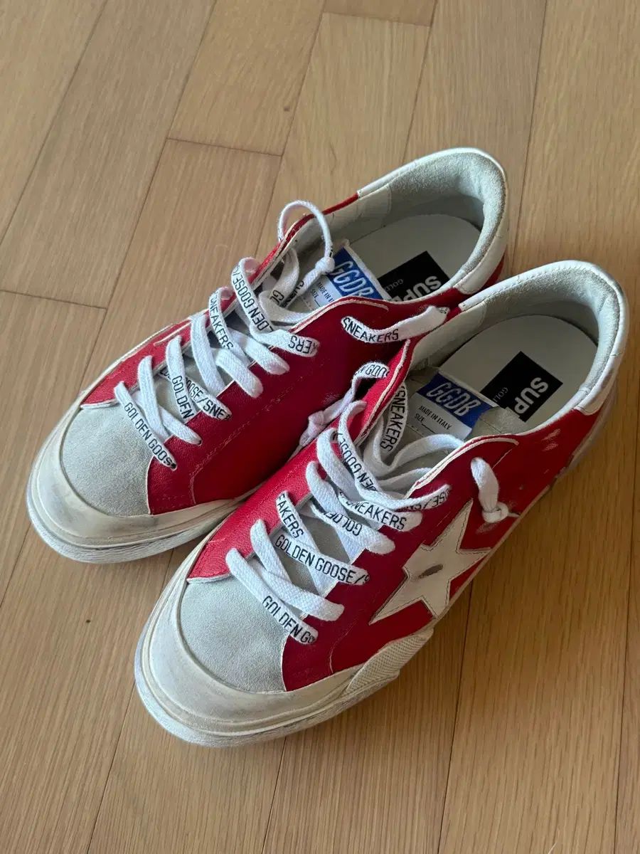 GOLDEN GOOSE ゴールデングース