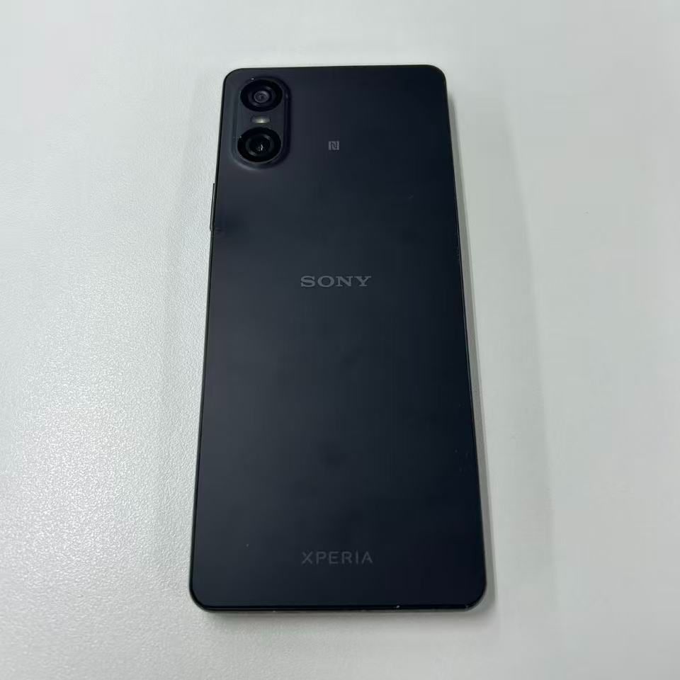 ジャンク】Xperia 10 VI ブラック 起動不可 - メルカリ