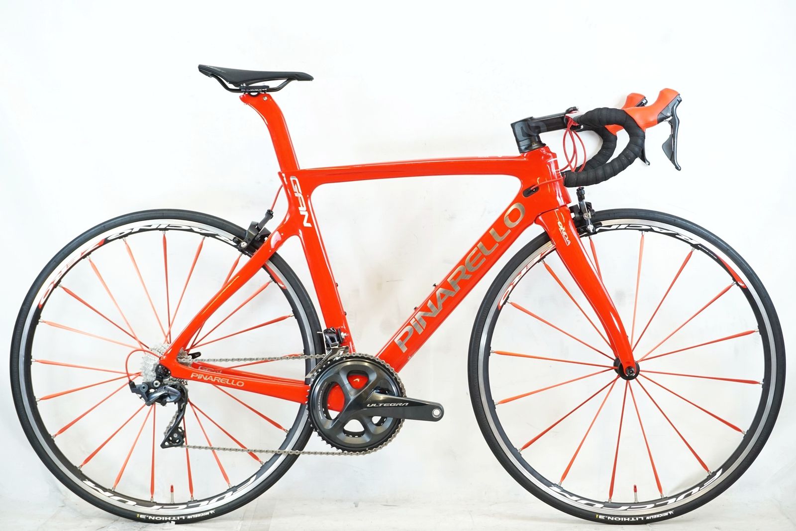 PINARELLO GAN フルカーボンロードバイク　　GW関東直接配送可 PINARELLO 「ピナレロ」 GAN 2019年モデル カスタム ロードバイク