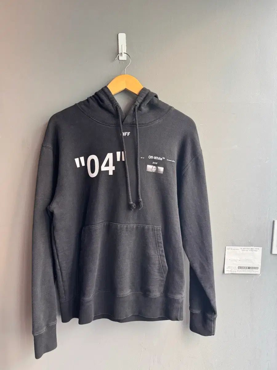 オフホワイト フードTシャツ WHO リー