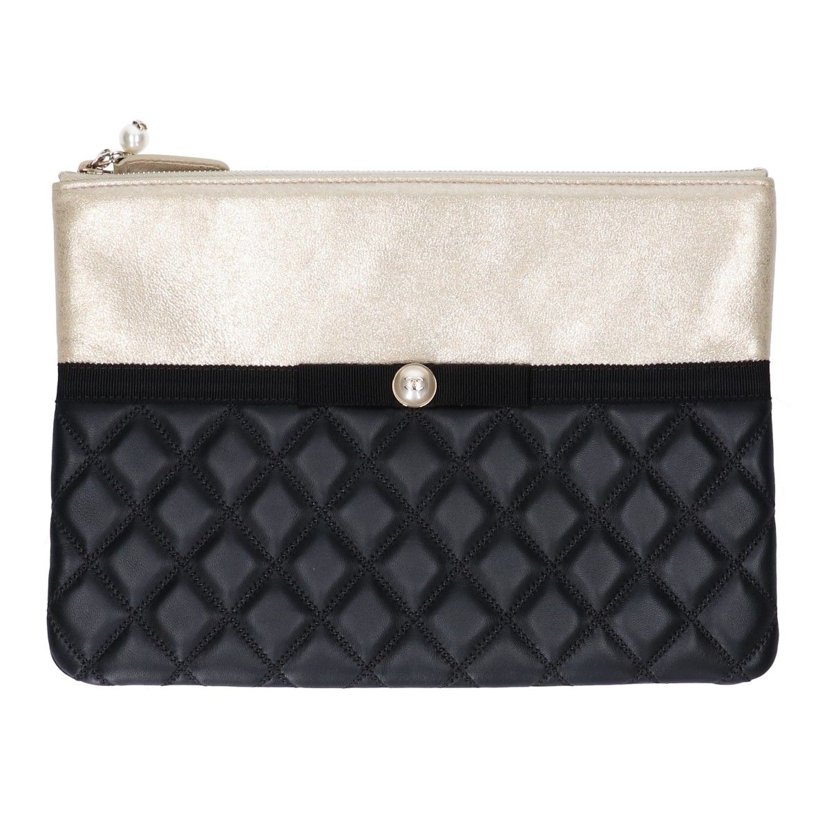 CHANEL シャネル 新品同様 22番 マトラッセ ラムスキン パールココ