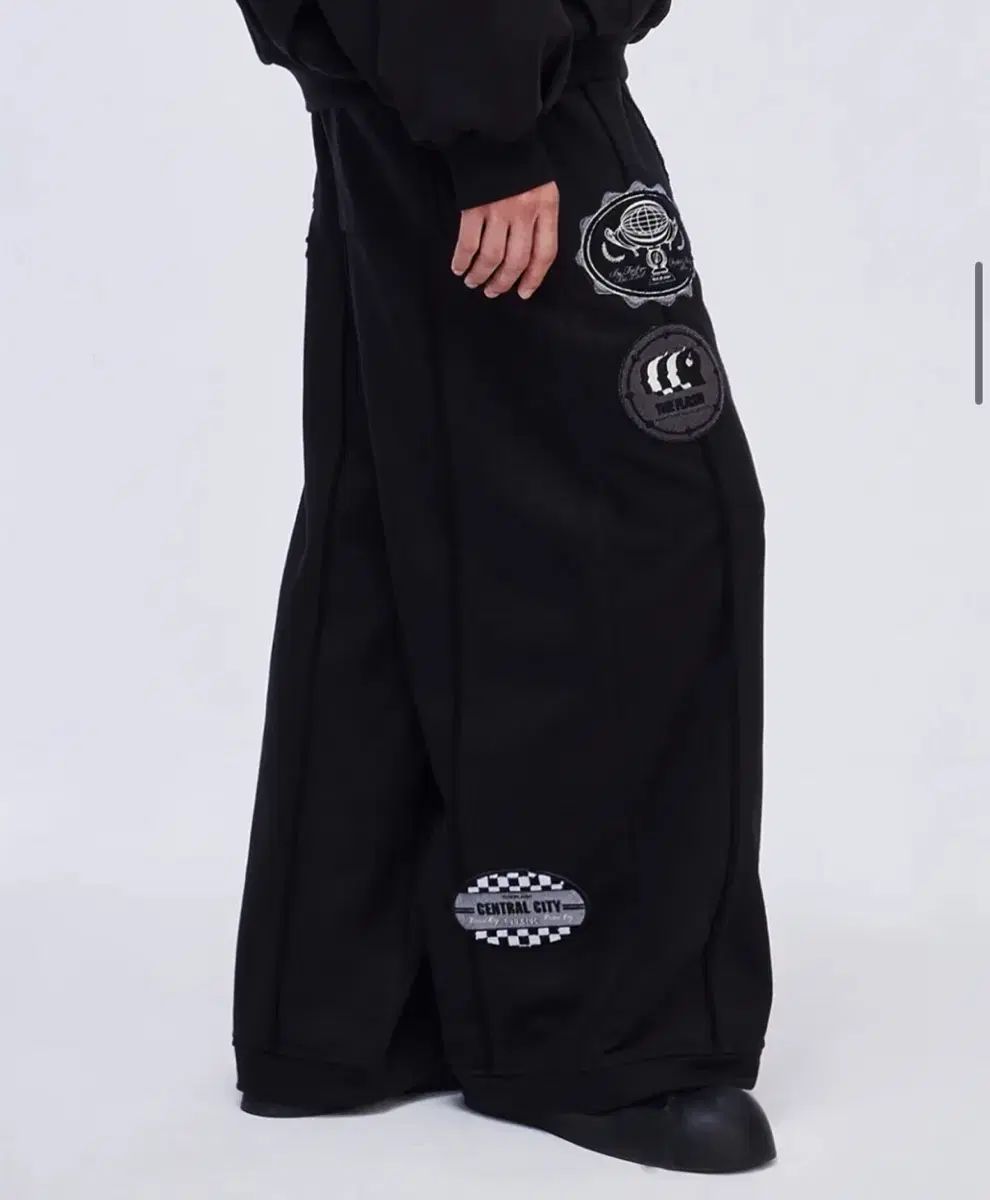 SONGZIO HOMME(ソンジオ・オム) X DC Universe トレーナー スウェット パンツ