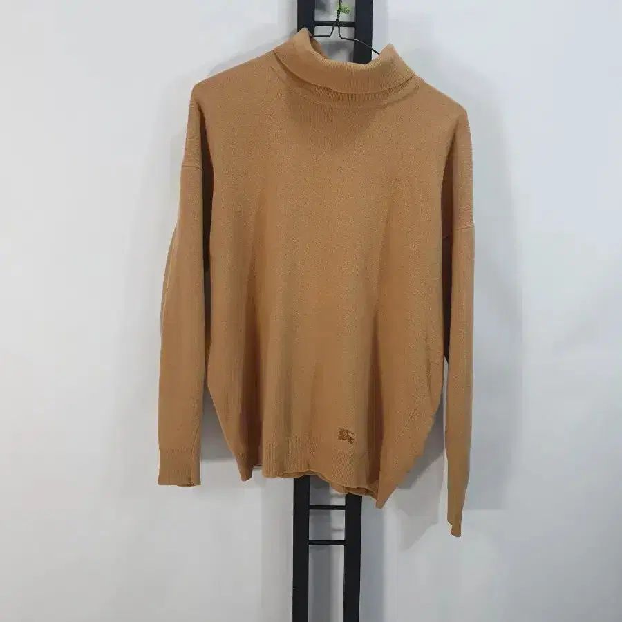 BURBERRY バーバリー ニットTシャツ タートルネック タートルネック ウール セーター ベージュ