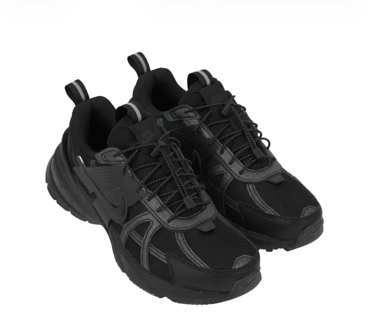 NIKE V2K ブラック メタリック シルバー 225 新品