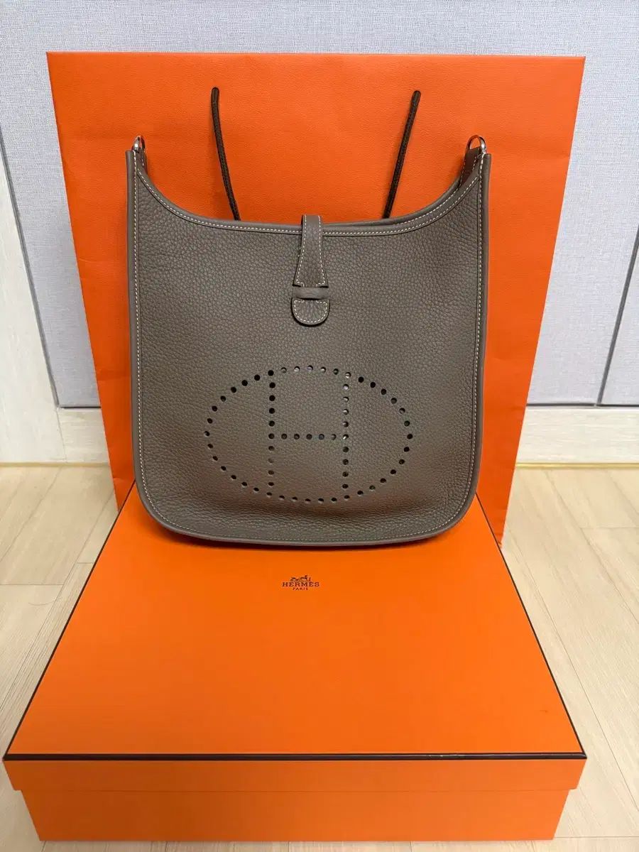 新品 HERMES エルメス エブリン29 EBLIN シルバー エトープ