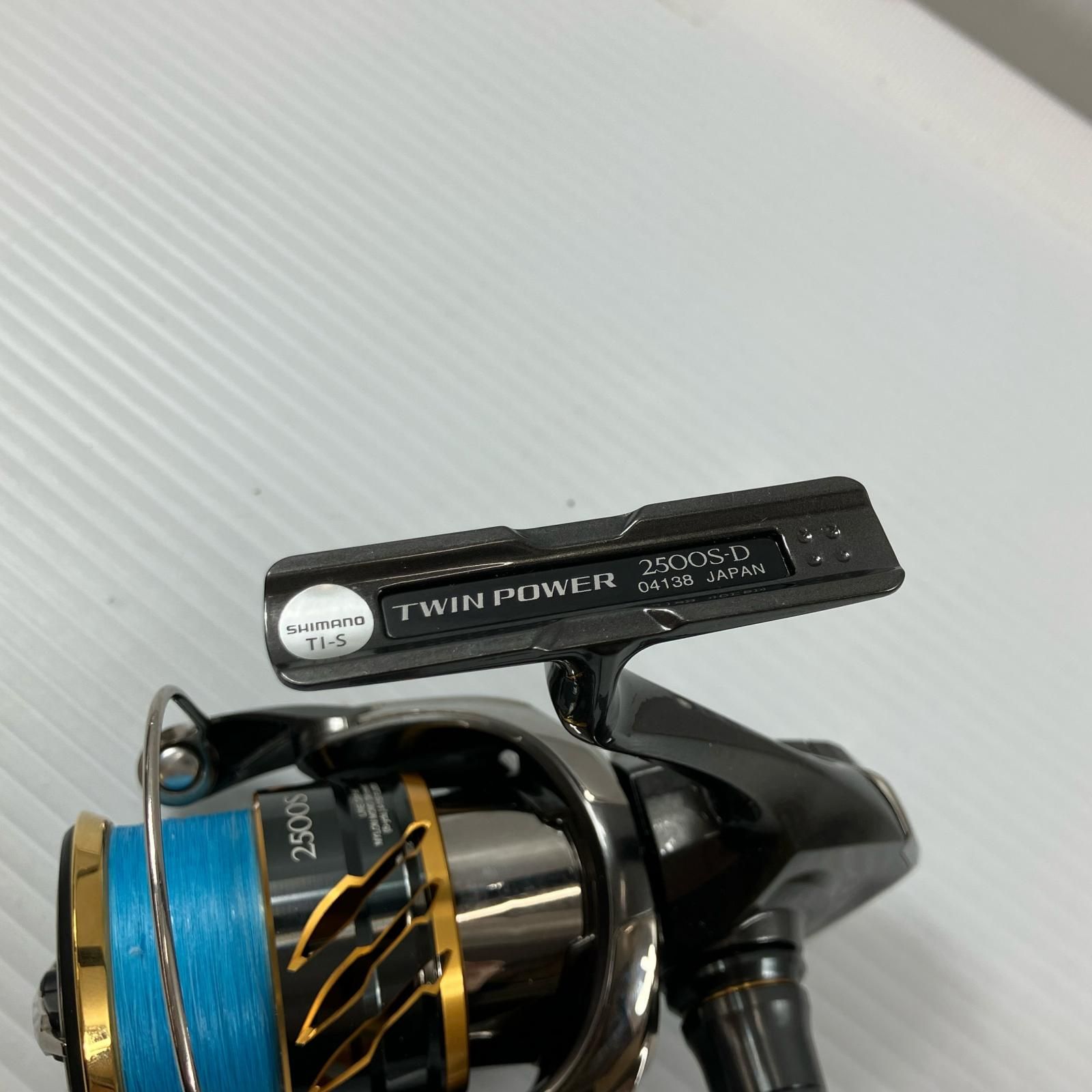 SHIMANO シマノ スピニングリール 20ツインパワー 2500S 04138 - メルカリ