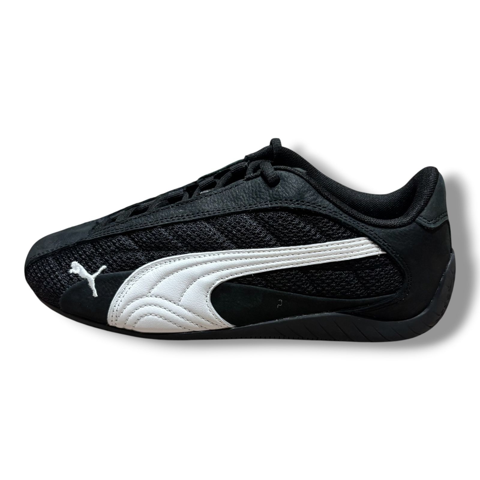 参考上代17,600円 未使用品 PUMA SPEEDCAT PLUS スピードキャットプラス ローカットスニーカー プーマ 402995-04 ブラック 24.5㎝ 2185A1