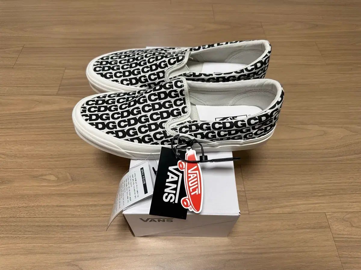 280 VANS ボルト CDG コム・デ・ギャルソン スリッポン LX 白