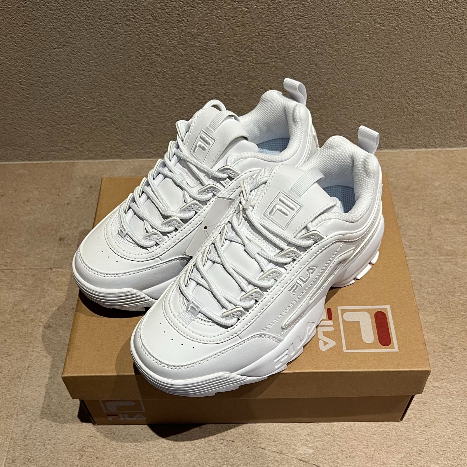 参考上代10,780円 未使用品 FILA DISRUPTOR II ディスラプター2 