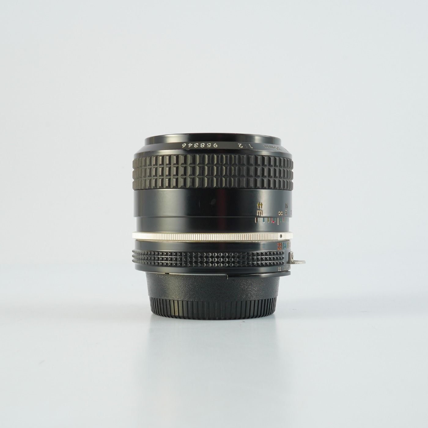 Nikon ニコン Ai Nikkor 35mm F/2 単焦点レンズ - メルカリ