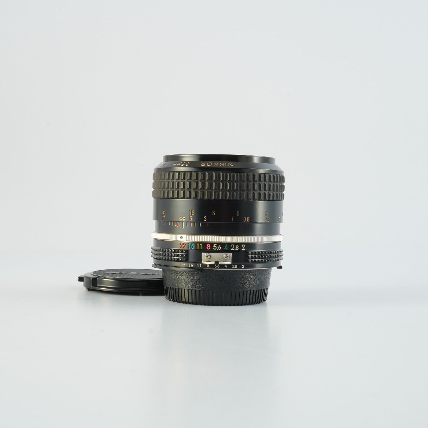 Nikon ニコン Ai Nikkor 35mm F/2 単焦点レンズ