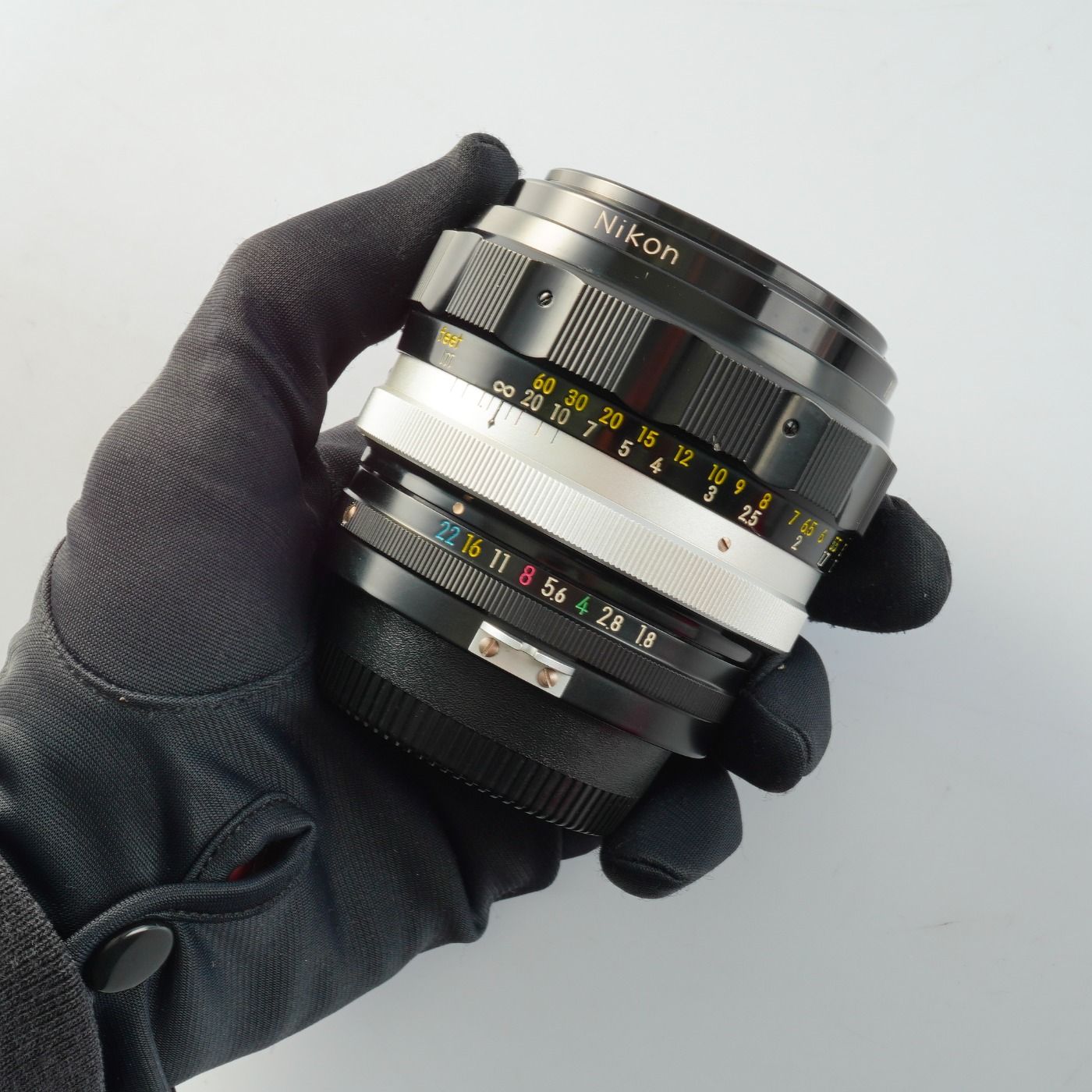 ★美品★Nikon NIKKOR-H Auto 85mm F1.8 非Ai Nikon ニコン 非Ai Nikkor-H Auto 85mm F/1.8 単焦点レンズ - メルカリ