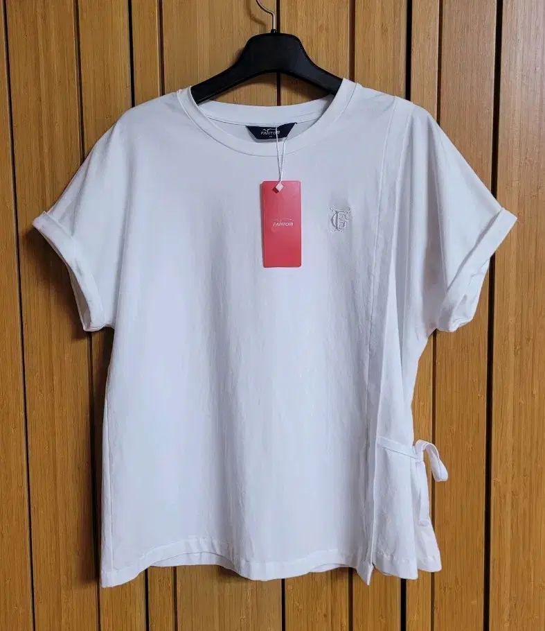 FANTOM レディース スリット リボンテープ ラウンドネック 半袖Tシャツ (新品)